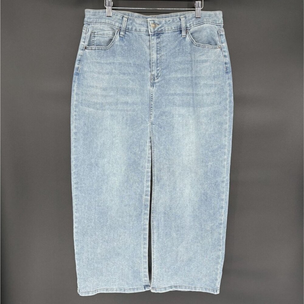 Women's Slit Front Denim Maxi Skirt Size 1X Blue Light Wash Preppy Trendy